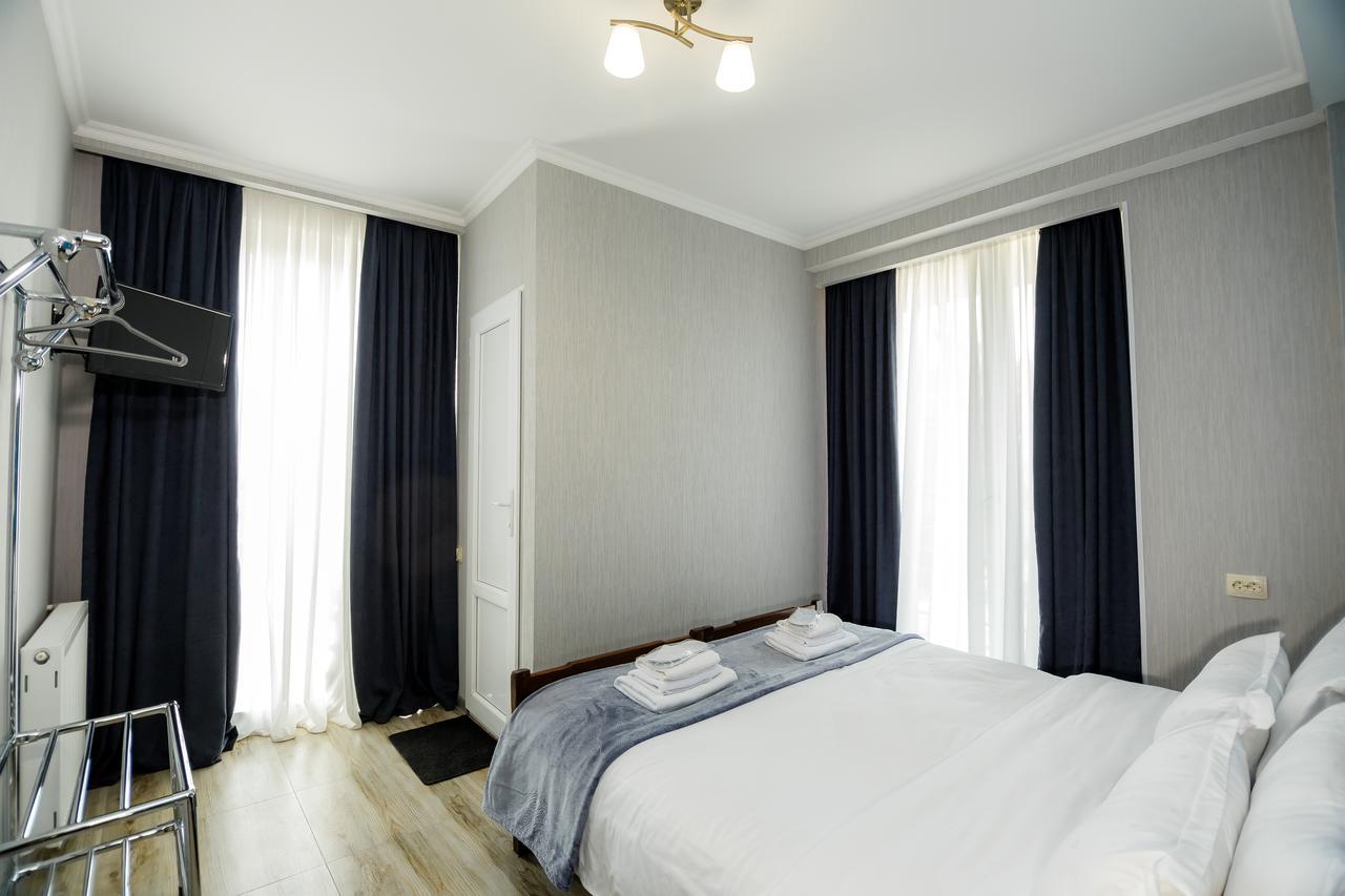 Big Family Guest House Tbilisi Luaran gambar